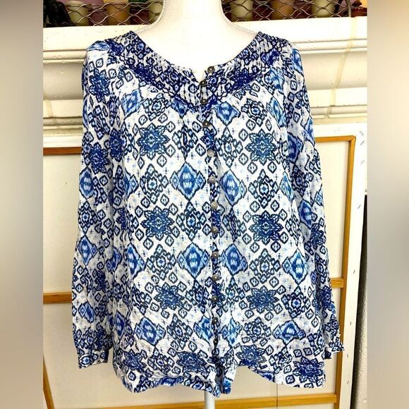BeachLunchLounge transitional boho blouse w/ embroidered yoke and silver buttons - Picture 1 of 7